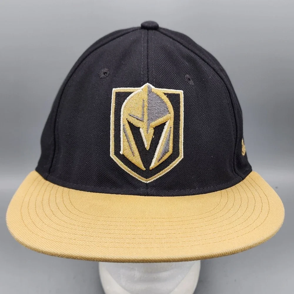 NHL Las Vegas Golden Knights Adidas Men's Flat Brim Hat Cap Fitted Size L 7-3/8